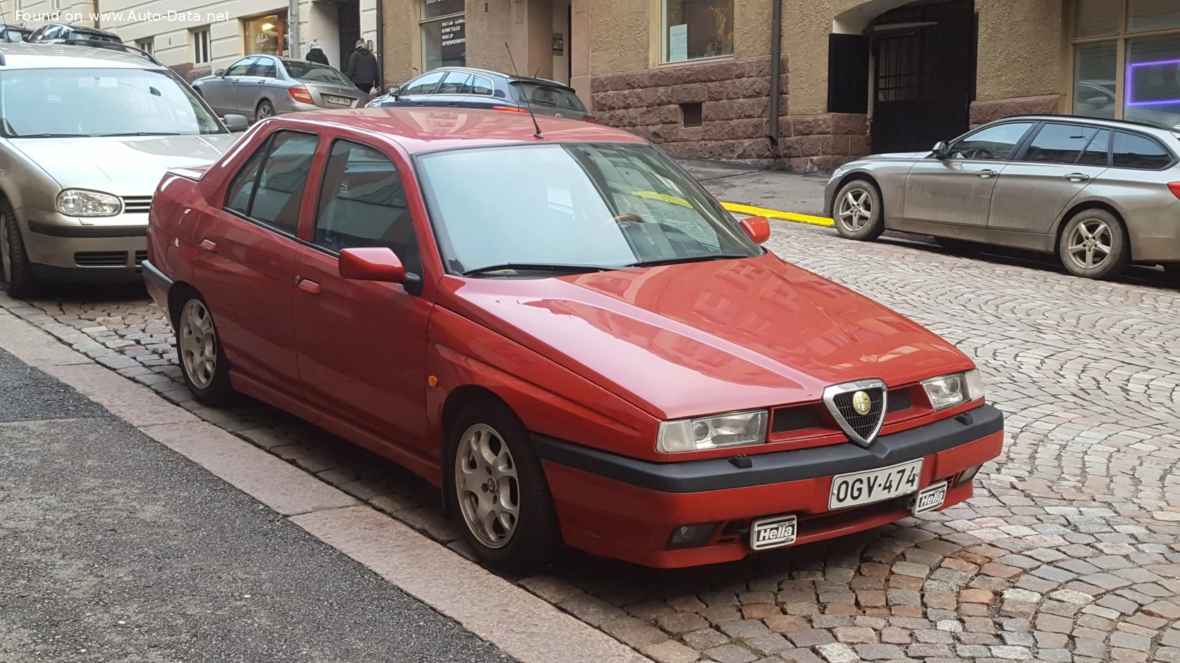 1992 Alfa Romeo Alfa Romeo 155 1.8 Twin Spark Sport (126 bg)