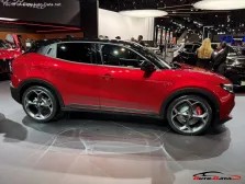 2024 Alfa Romeo Alfa Romeo Junior Veloce 54 kWh (282 bg) Electric 5