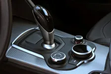 2017 Alfa Romeo Alfa Romeo Stelvio 2.2d (180 bg) Automatic 6