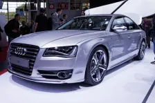 Audi 4.0 TFSI V8 (520 bg) quattro Tiptronic (2012)