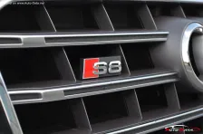 2013 Audi S8 4.0 TFSI COD V8 plus (605 bg) quattro Tiptronic 8