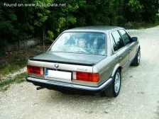 1982 BMW 3 Serisi 323i (139 bg) 4