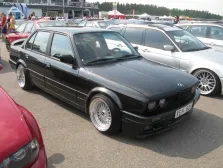 1987 BMW 3 Serisi 318is (136 bg) 3