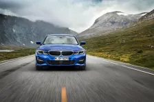 2018 BMW 3 Serisi 330e (292 bg) Plug-in Hybrid xDrive Steptronic 3