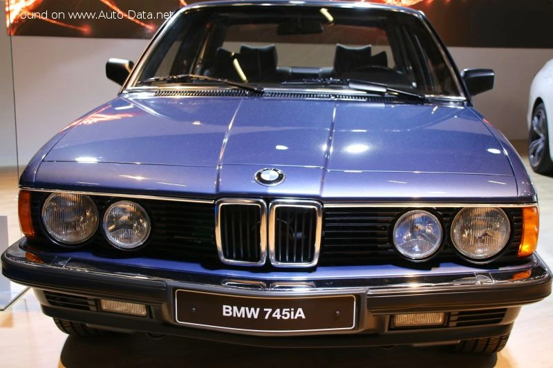1983 BMW 7 Serisi 735i (218 bg)