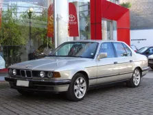1986 BMW 7 Serisi 730i (197 bg) 3