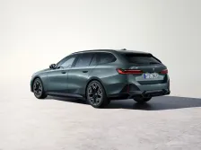 2024 BMW i5 81.2 kWh (340 bg) eDrive40 4