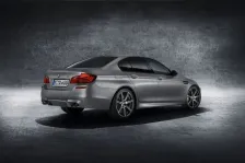 2013 BMW M5 4.4 V8 (560 bg) 2
