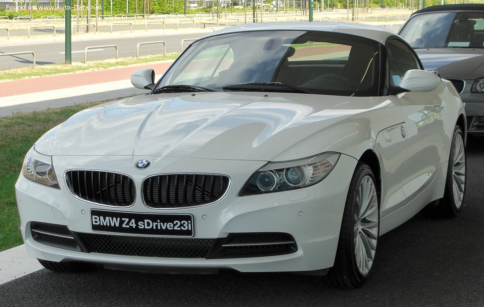 2009 BMW Z4 30i (258 bg) sDrive
