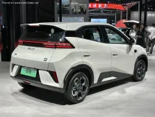 2025 BYD Seagull 38.88 kWh (75 bg) Electric 3