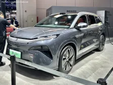 2025 BYD Tang 100.5 kWh (680 bg) Electric 5