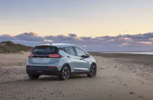 2021 Chevrolet Bolt EV 65 kWh (200 bg) 4