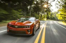 2011 Chevrolet Camaro ZL1 6.2 Supercharged V8 (580 bg) 5