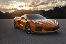 Chevrolet Stingray 6.2 V8 (495 bg) M1L (USA) (2020)