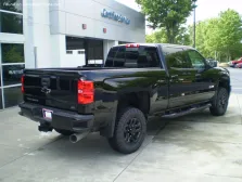 2015 Chevrolet Silverado 2500 HD 6.6 Duramax TD V8 (397 bg) 4WD Automatic 6