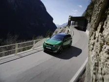 2025 Citroen C5 Aircross e-C5 73 kWh (213 bg) Komfort Range 6