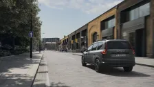 2022 Dacia Jogger 1.6 (141 bg) Hybrid Automatic 7 Seat 2