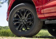 Ford 5.0 V8 (400 bg) 4x4 SelectShift (2023)