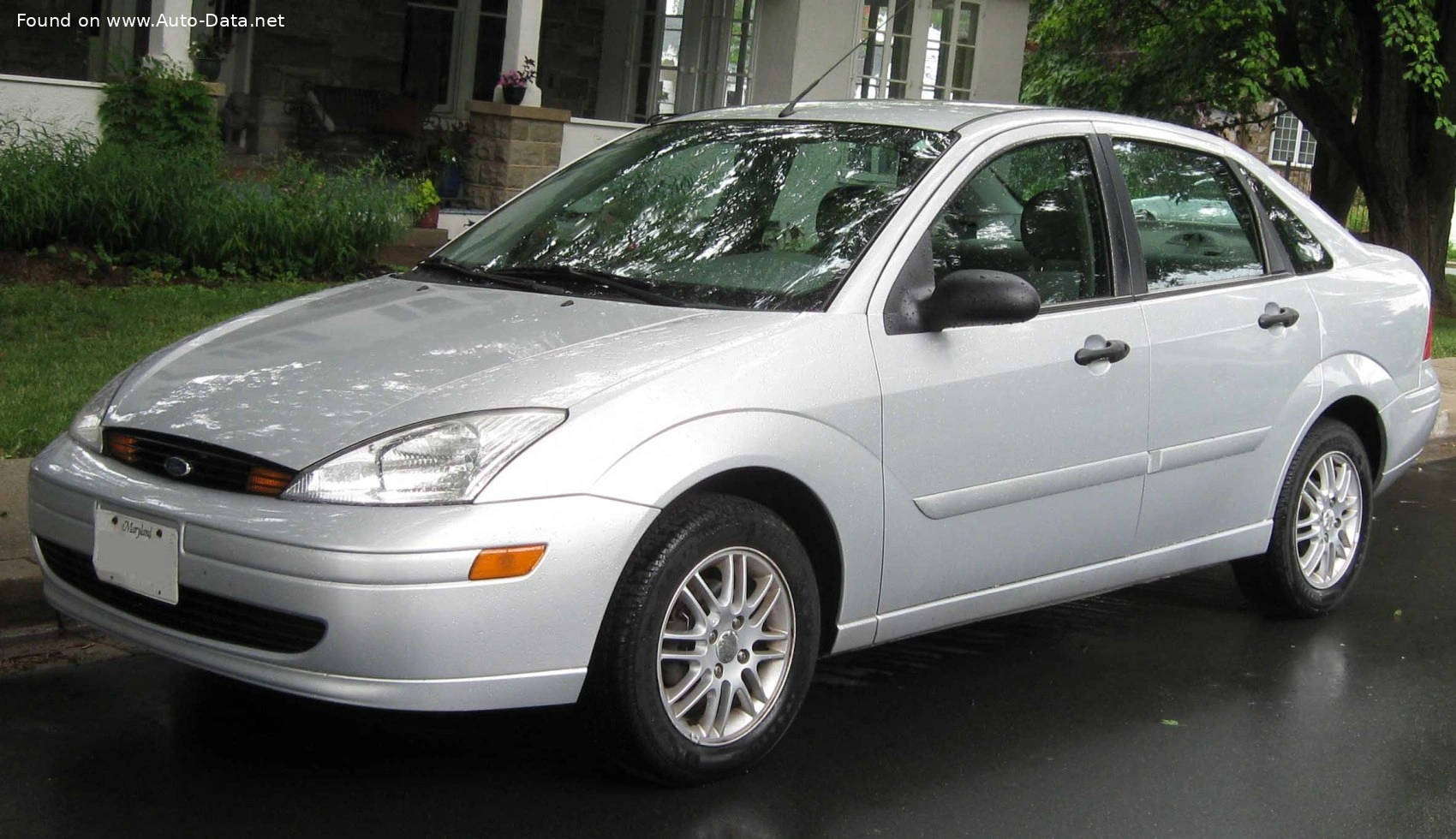 Ford Focus Focus  Sedan (USA)