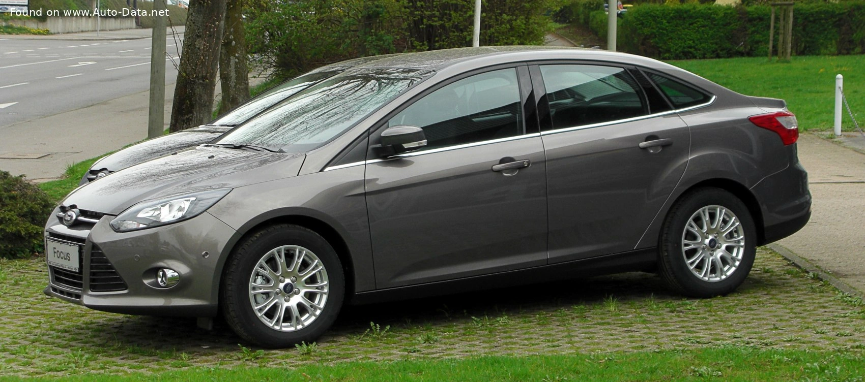 Ford Focus Focus III Sedan