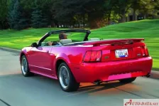 1993 Ford Mustang 4.6 i V8 32V Cobra R (390 bg) 8