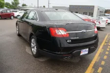 2009 Ford Taurus 3.5 V6 24V (263 bg) Automatic 2