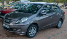 2013 Honda Amaze 1.5d (100 bg) 1