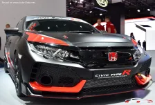2017 Honda Civic Type R 2.0 (320 bg) 8