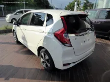 2017 Honda FIT 1.5 (137 bg) Hybrid DCT 2