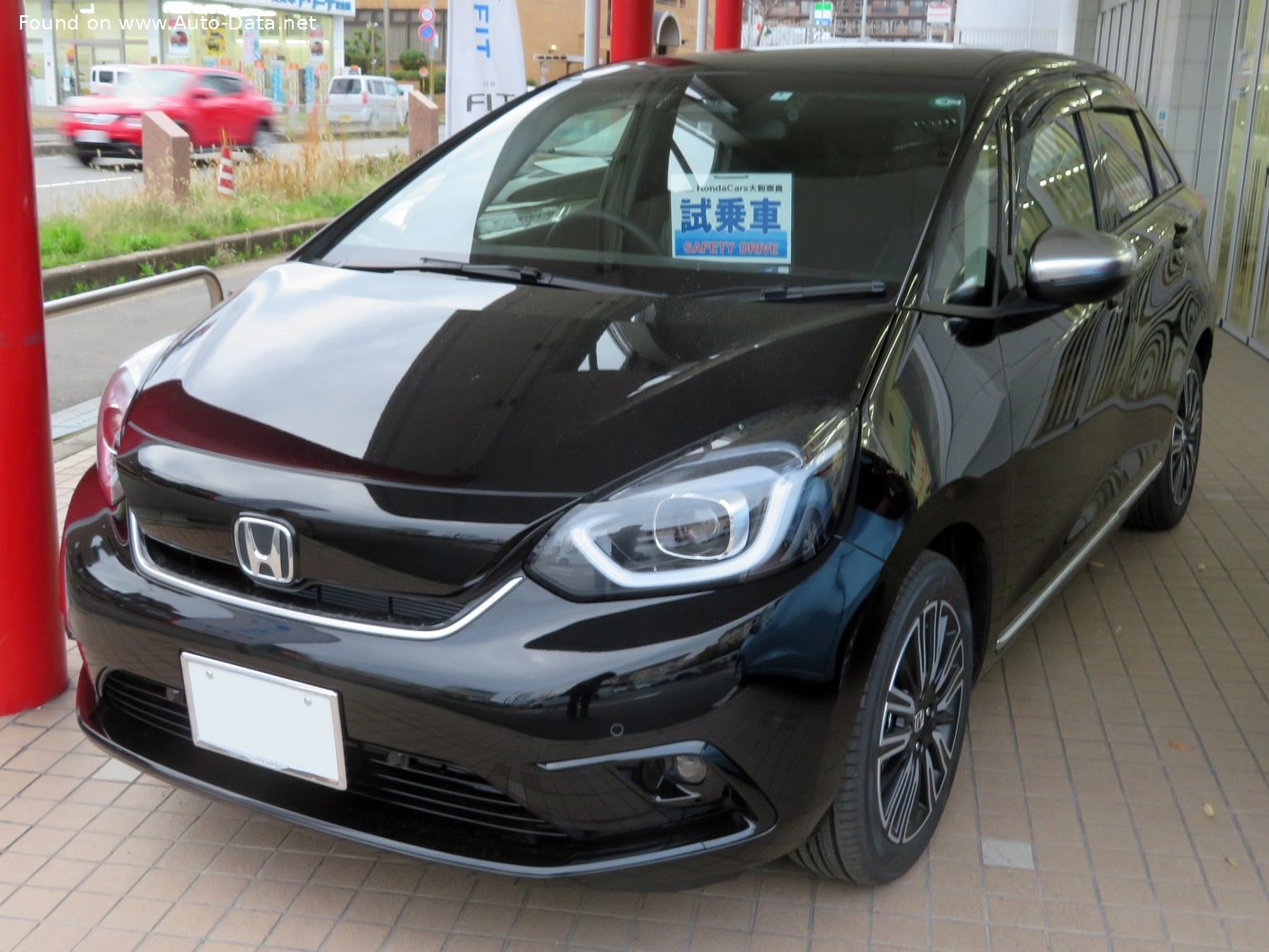 2020 Honda FIT 1.3 (98 bg) CVT