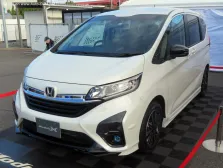 2019 Honda Freed 1.5 i-VTEC (110 bg) Hybrid Automatic 3