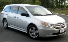 2011 Honda Odyssey Touring 3.5 V6 (248 bg) Automatic 4