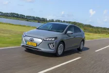 2019 Hyundai IONIQ 40.4 kWh (136 bg) Electric 2