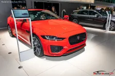 2019 Jaguar XE P300 (300 bg) AWD Automatic 1