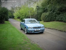 Jaguar 4.2 V8 (298 bg) Automatic (2007)