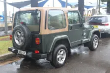 Jeep 2.5 i (118 bg) (1997)