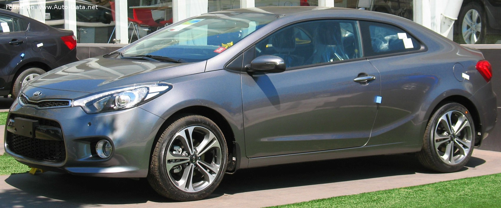 Kia Cerato Cerato III Koup