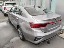 Kia GT 1.6 T-GDI (204 bg) DCT (2018)