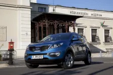 Kia 2.4 Dual-CVVT (176 bg) AWD Automatic (2010)