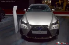 2016 Lexus IS 300h (220 bg) Hybrid AWD e-CVT 3