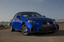 2016 Lexus IS 300h (223 bg) Hybrid e-CVT 8