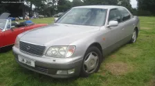 1997 Lexus LS 400 V8 (294 bg) Automatic 3