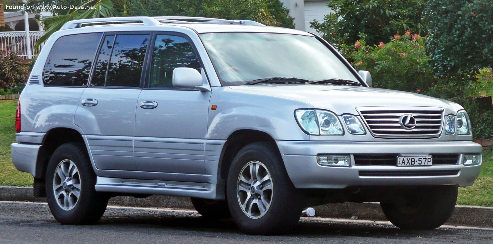 Lexus LX LX II (facelift 2005)