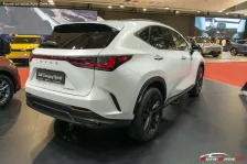 Lexus 350h (244 bg) Hybrid AWD e-CVT (2021)