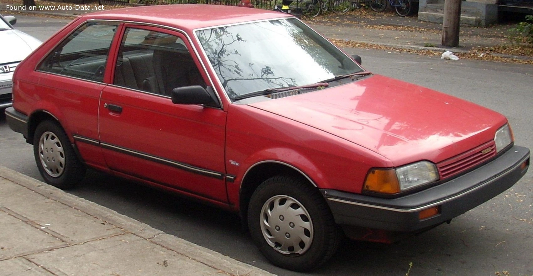 1985 Mazda 323 1.6 GT Turbo (BF1) (140 bg)