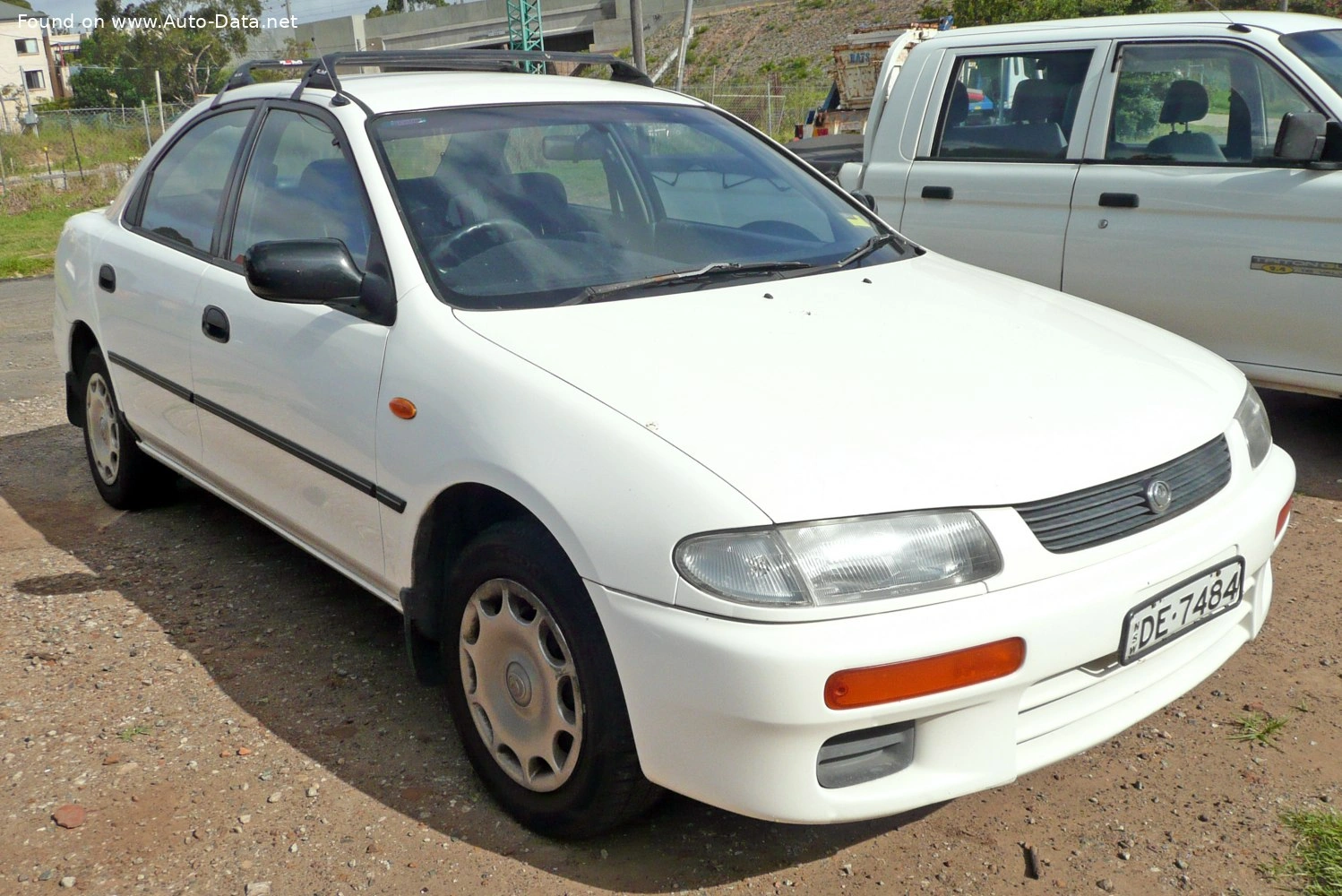 1994 Mazda 323 1.5i 16V (88 bg)