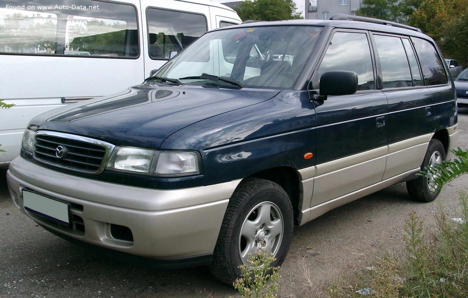 Mazda MPV MPV I (LV)