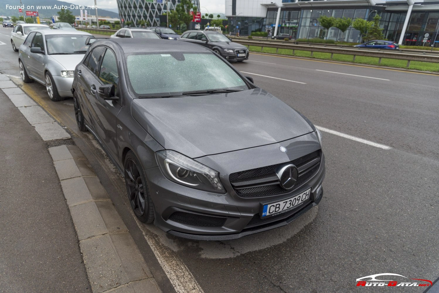 Mercedes-Benz A-Serisi A-Serisi (W176, facelift 2015)