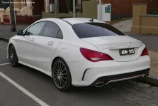 2013 Mercedes-Benz CLA CLA 180 (122 bg) 7G-DCT 8