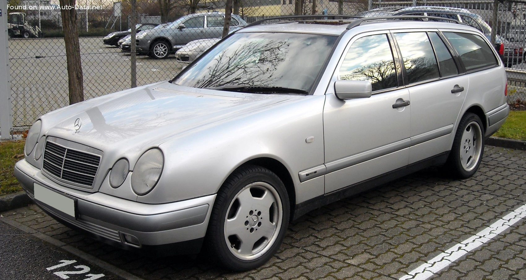 1995 Mercedes-Benz E-Serisi E 250 Turbodiesel (150 bg)